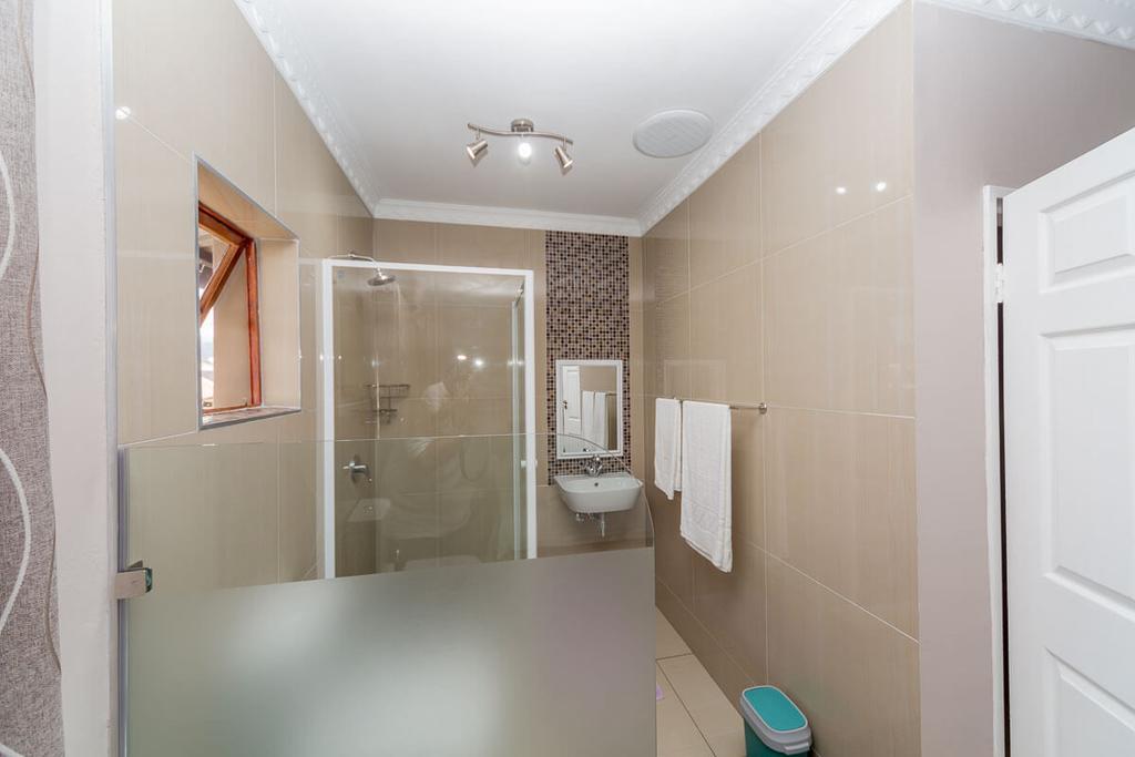 The Musafer Travel Lodge Пітермаріцбург Екстер'єр фото